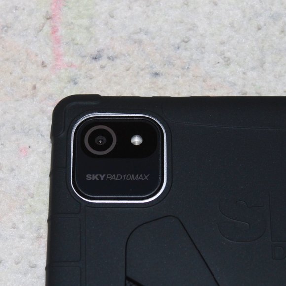 Brand New Android 13 Silver Skypad10max 32GB Tablet with Wifi and 5 MP Camera - Picture 7 of 10